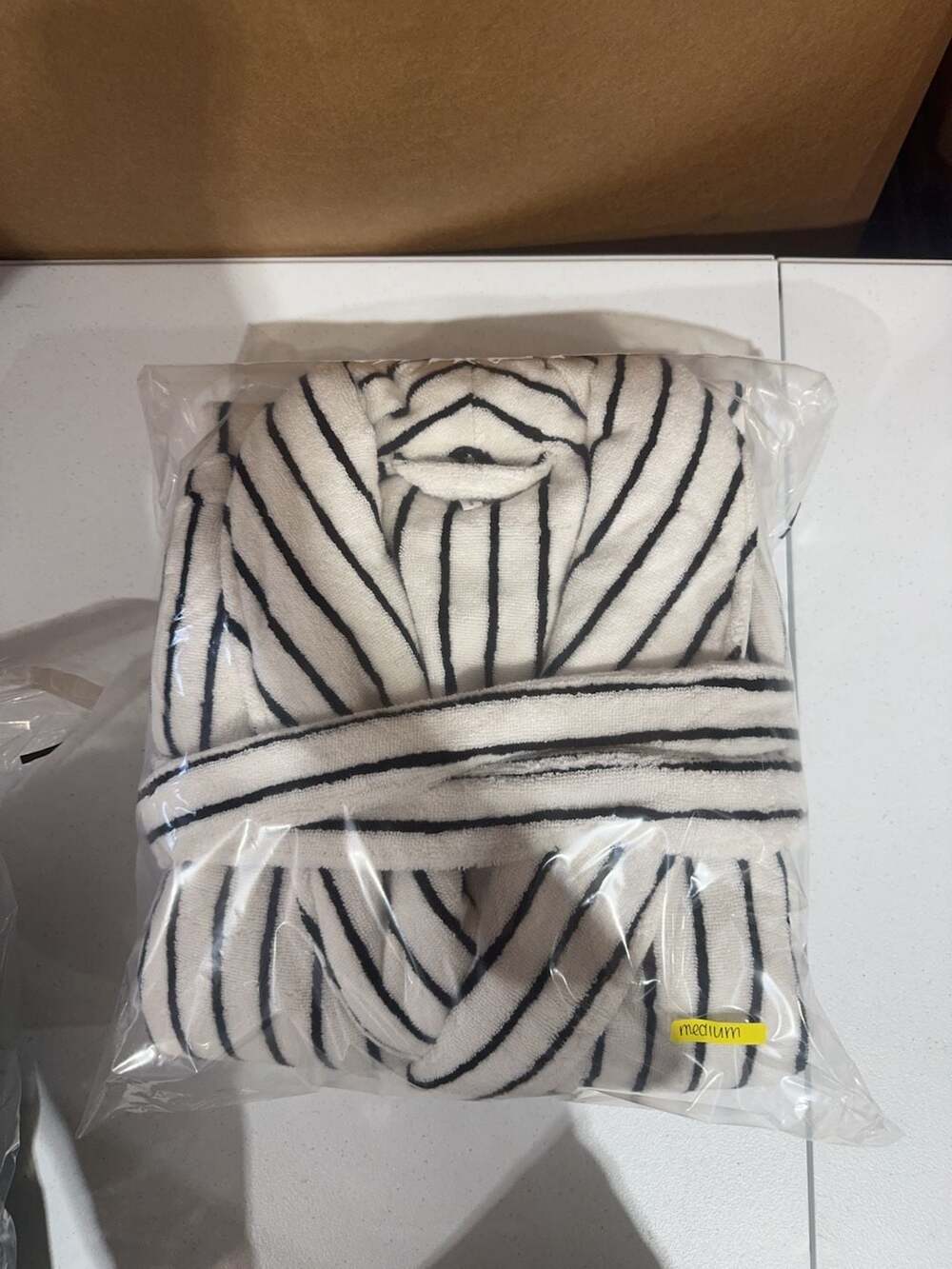 Cozy Earth Striped Bathrobe Size Medium - Picture 3 of 5